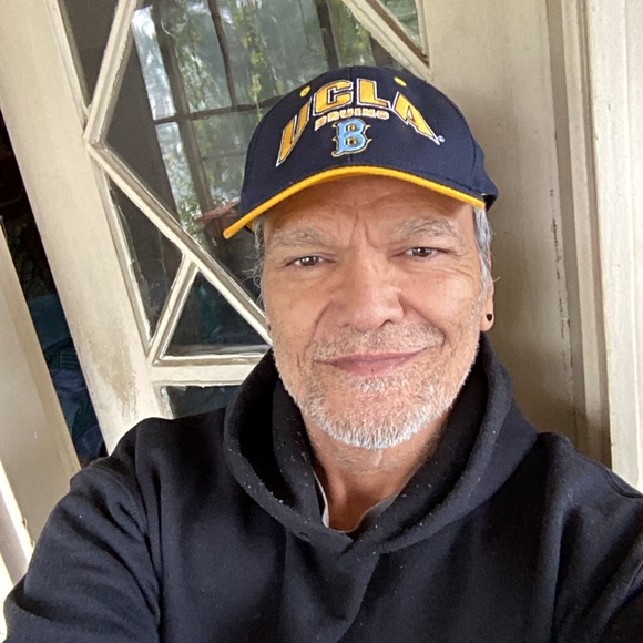 UCLA BRUINS - Picture 1 of 6